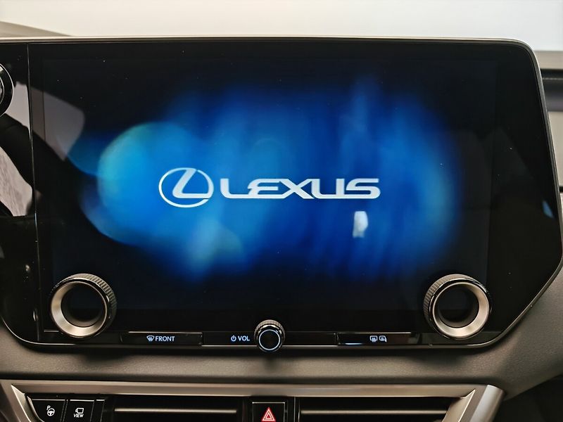 Lexus RX 500h 500h F Sport Special Edition - fotka 37 z 43