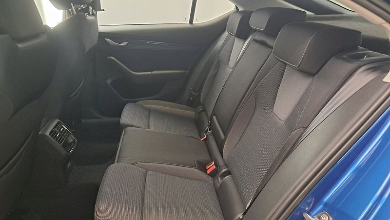 Škoda Octavia (2024) Ambition 1,5 TSI 110 kW - fotka 13 z 24