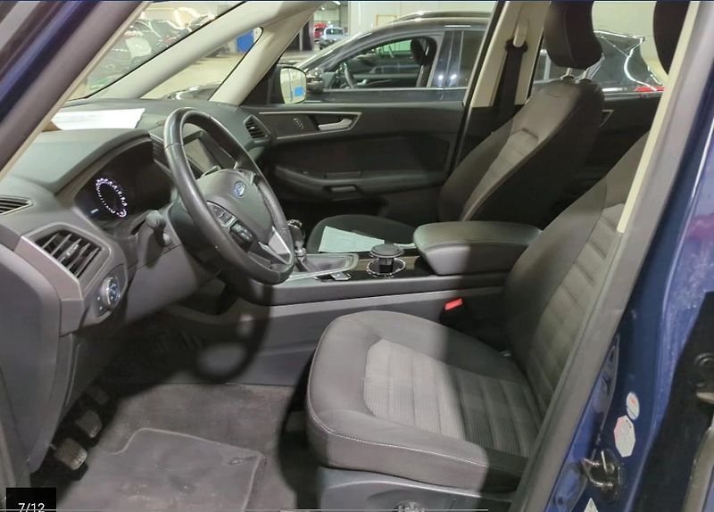 Ford Galaxy (2021) 2.0Eco*TAŽNÉ*KAMERA*NAV*VÝHŘEV - fotka 6 z 10