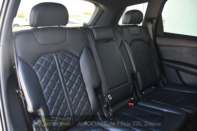 Audi SQ7 4.0TFSI V8 FACELIFT MATRIX - fotka 18 z 61
