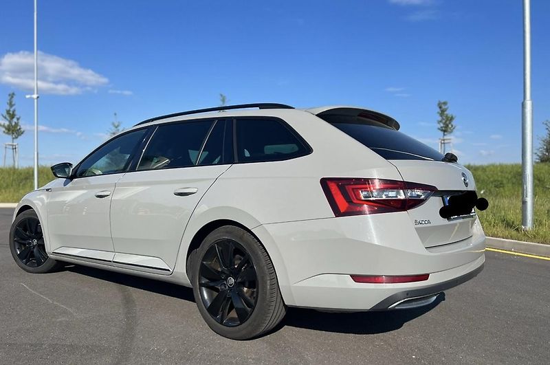 Škoda Superb (2019) Sportline 2.0TDI,140kW,DSG 4x4 - fotka 2 z 9