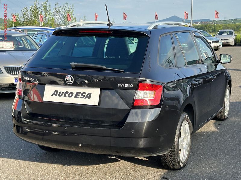 Škoda Fabia (2016) 1.4 TDi, navi, autoAC - fotka 4 z 17