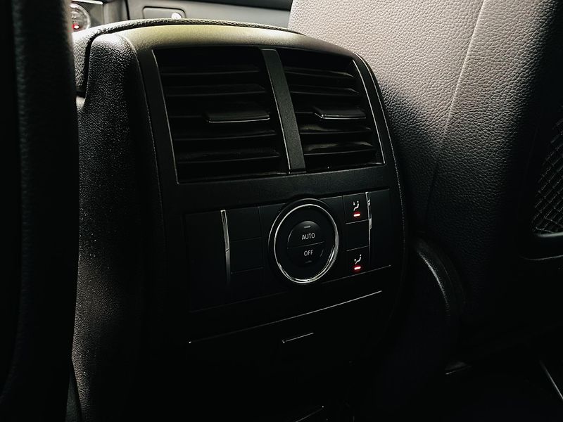 Mercedes-Benz Třídy M 320CDI 165KW 4MATIC TAŽNÉ 3500 - fotka 30 z 42
