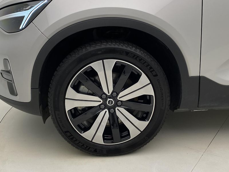 Volvo XC40 PURE ELECTRIC RECHARGE PLUS CZ - fotka 33 z 52