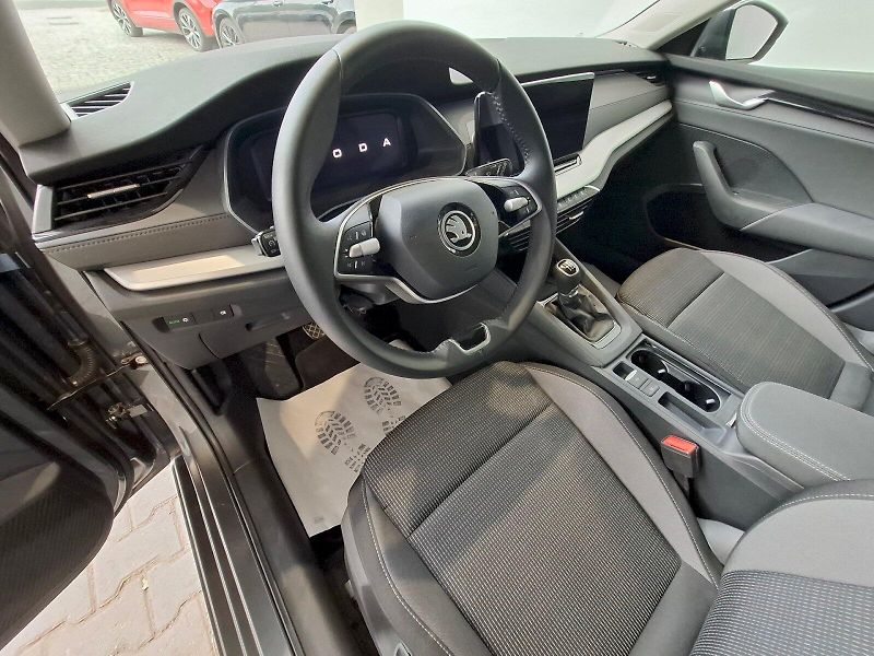 Škoda Octavia (2024) COMBI SELECTION 2.0TDI 85KW 6M - fotka 25 z 39