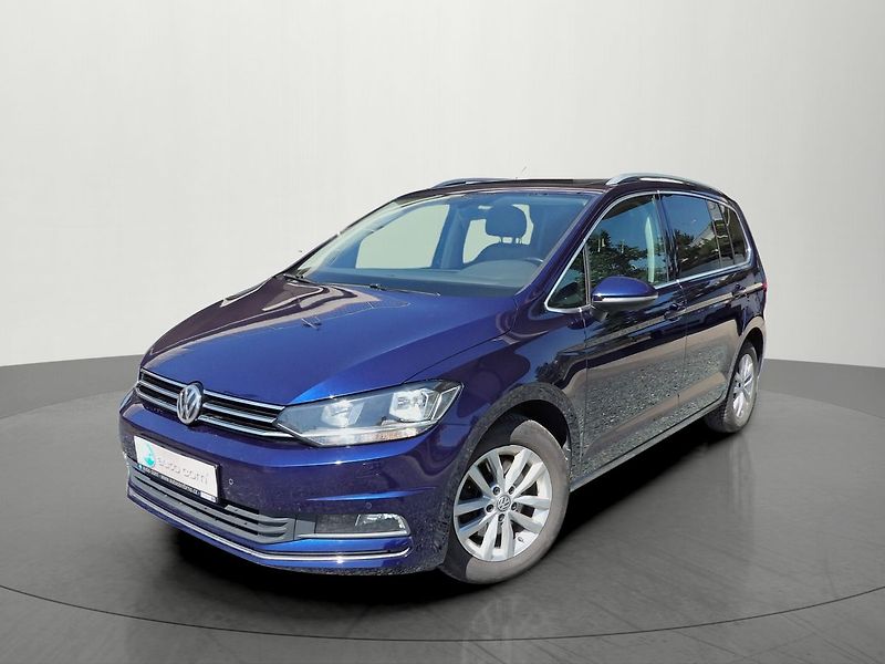 Volkswagen Touran 1.5TSI DSG Highline 7 míst TZ - fotka 37 z 37