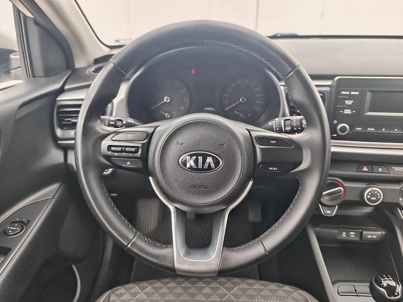 Kia Rio Comfort 1,25 CVVT - fotka 11 z 22