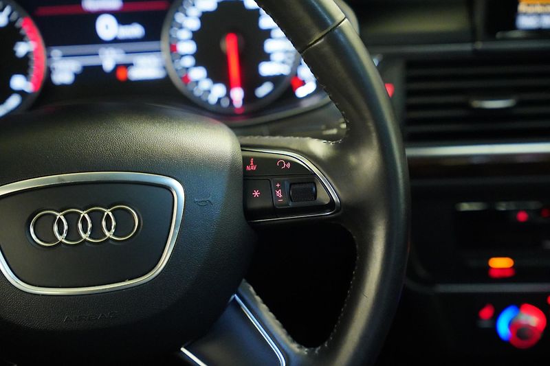 Audi A6 - fotka 17 z 27