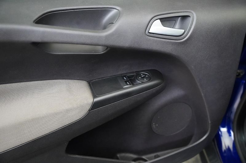 Ford Tourneo Courier - fotka 11 z 21