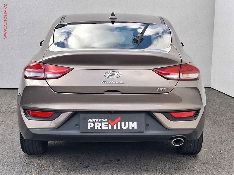 Hyundai i30 (2021) 1.5 T-GDi, 2.maj,ČR, LED - fotka 5 z 16