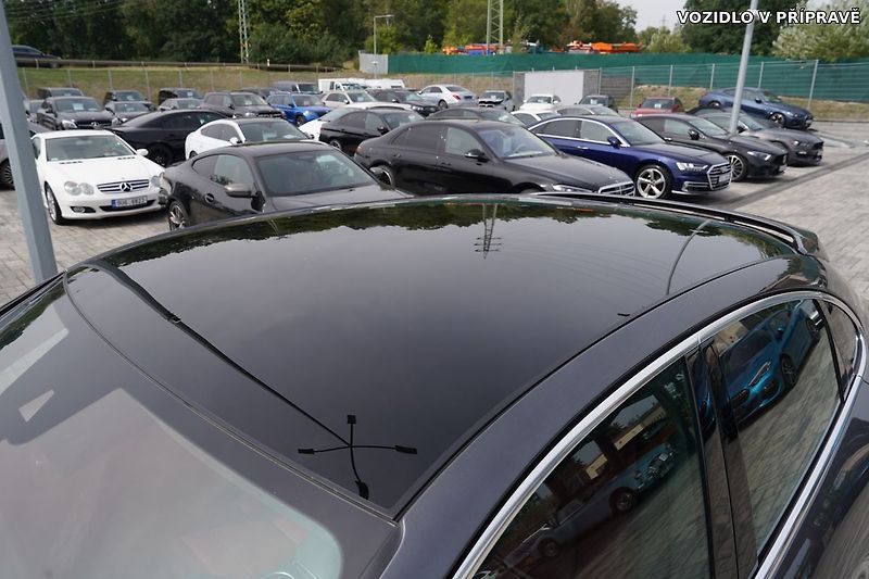 Porsche Cayenne Coupé E-Hybrid/ČR/1.MAJ/3.0 25 - fotka 6 z 16