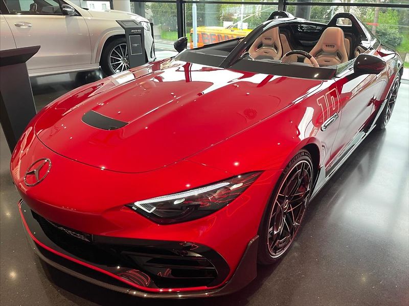 Mercedes-Benz SL (2026) 4.0 Mercedes-AMG PureSpeed - fotka 10 z 29