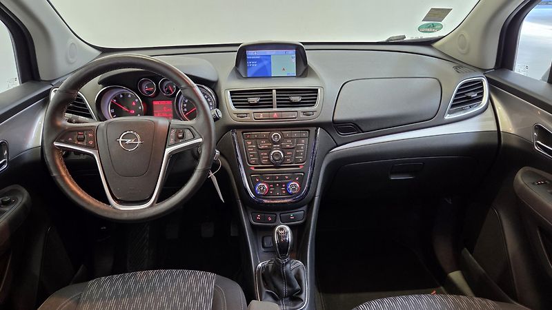 Opel Mokka - fotka 6 z 6