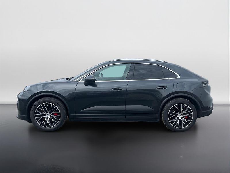 Porsche Macan 4s - fotka 2 z 26