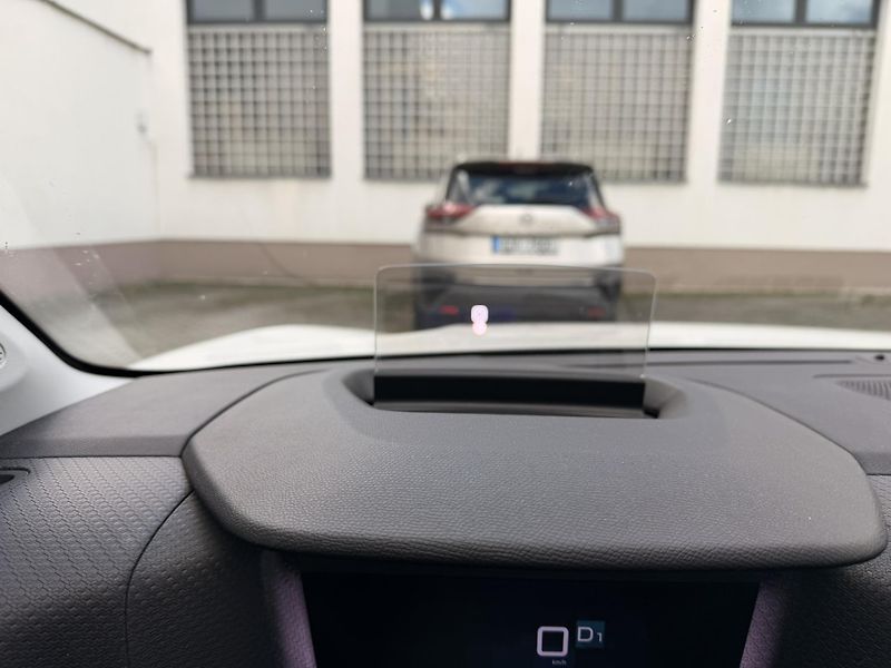 Citroën C4 (2022) - fotka 2 z 12