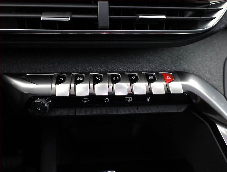 Peugeot 3008 (2017) GT Line 1.6 THP, Automat - fotka 10 z 20