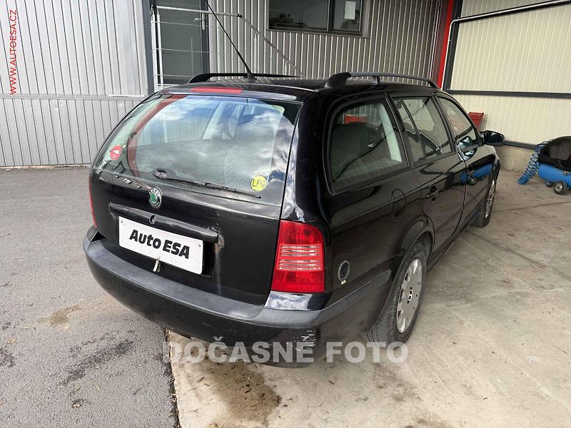 Škoda Octavia (2008) 1.6 MPi LPG - fotka 2 z 3