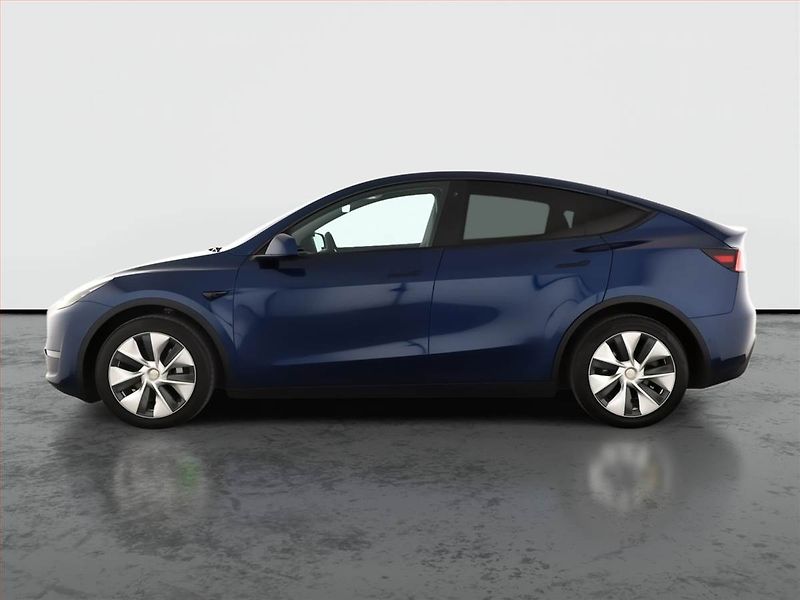 Tesla Model Y (2021) Long Range AWD 75kWh, SoH 91% - fotka 3 z 28