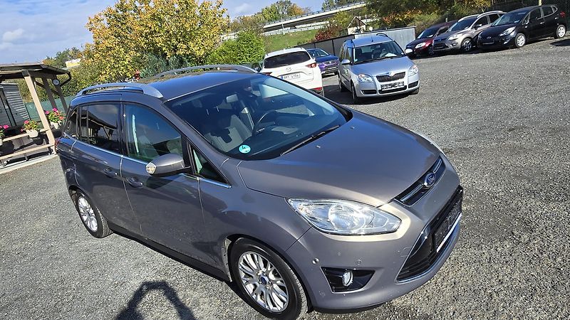 Ford Grand C-MAX 1.6 16V TITANIUM 7MÍSTNÝ  - fotka 6 z 42