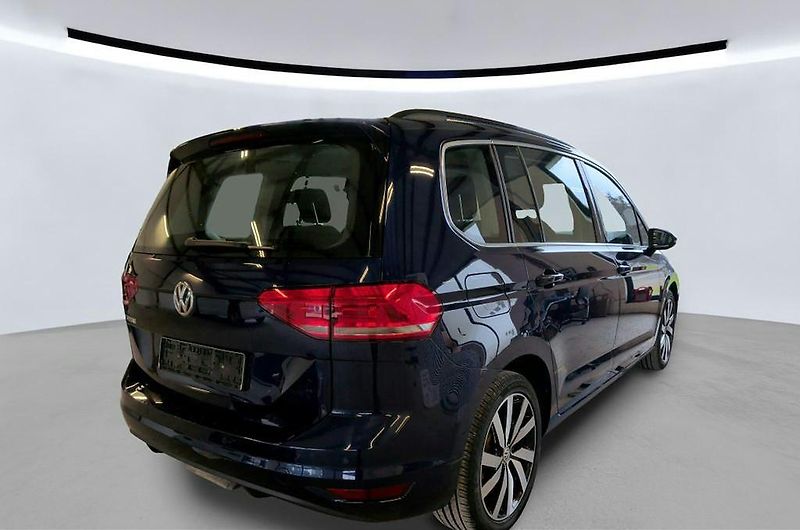 Volkswagen Touran (2020) 1.5TSI*DSG*7*MÍST*TZ*HIGHLINE - fotka 3 z 12