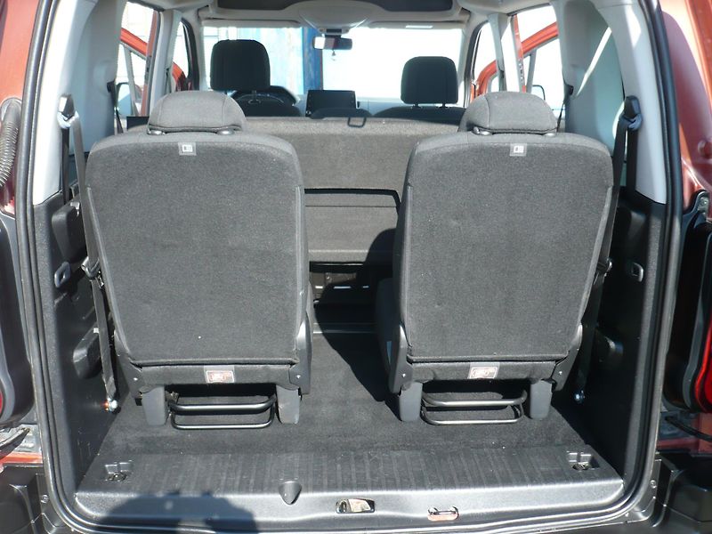 Peugeot Rifter 1.5HDI 75Kw 7Míst Klima - fotka 3 z 30
