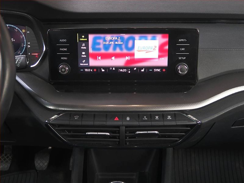 Škoda Octavia (2021) Ambition 1.0 TSI, ČR,1.maj - fotka 12 z 16