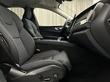 Volvo XC60 B5 AWD DARK PLUS AUT CZ - náhled 19