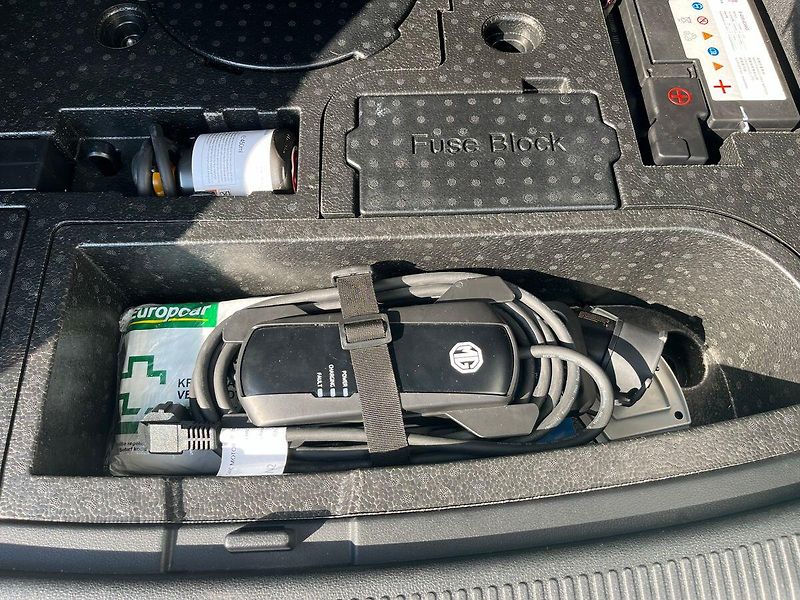 MG EHS 1.5TGI, 190kW, Plug-in Hybrid - fotka 28 z 30