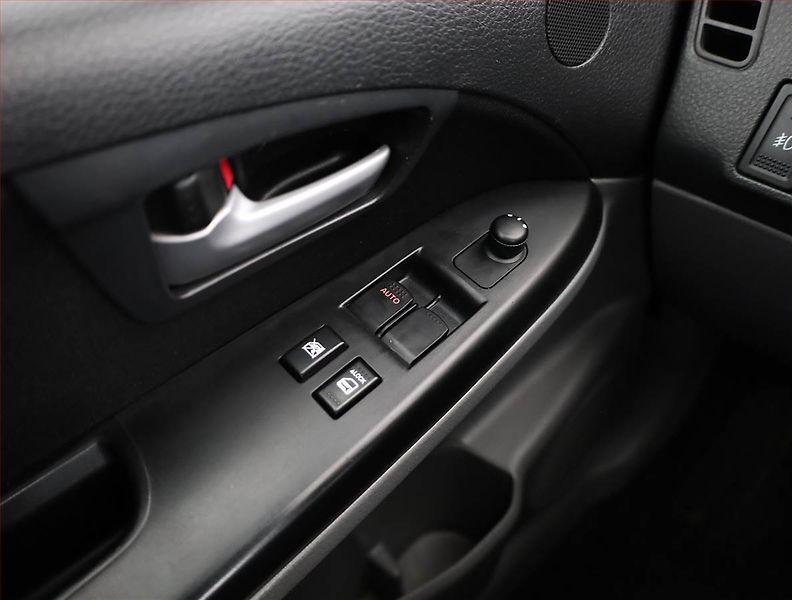Suzuki SX4 (2015) 1.6 VVT, 4X4, ČR,1.maj - fotka 14 z 15