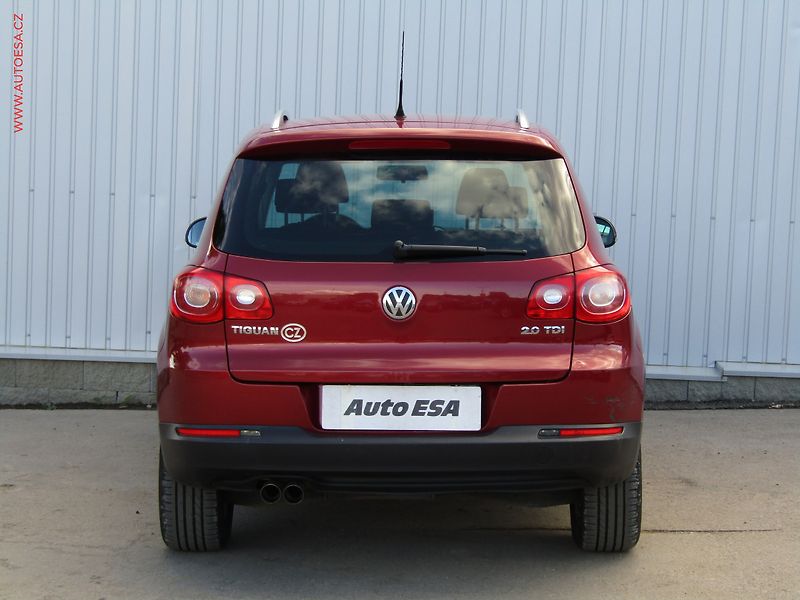 Volkswagen Tiguan (2010) 2.0 TDi 4x4, 2.maj,ČR - fotka 5 z 18