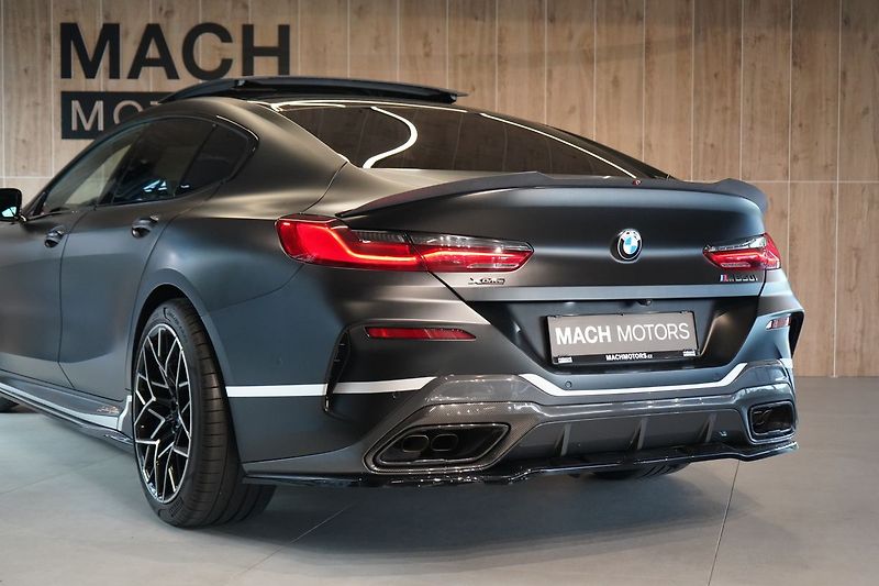 BMW Řada 8 M850i xDrive, Golden Thunder - fotka 13 z 50