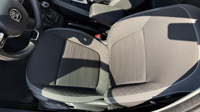 Škoda Fabia 1.0TSi*70kW*STYLE*1.MAJ*ČR*TOP - fotka 11 z 19