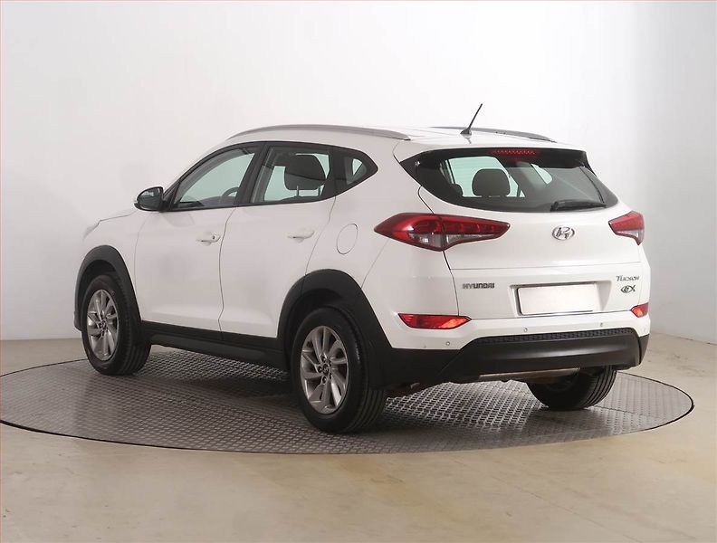 Hyundai Tucson (2016) 1.6 GDI, Serv.kniha, Tempomat - fotka 4 z 16