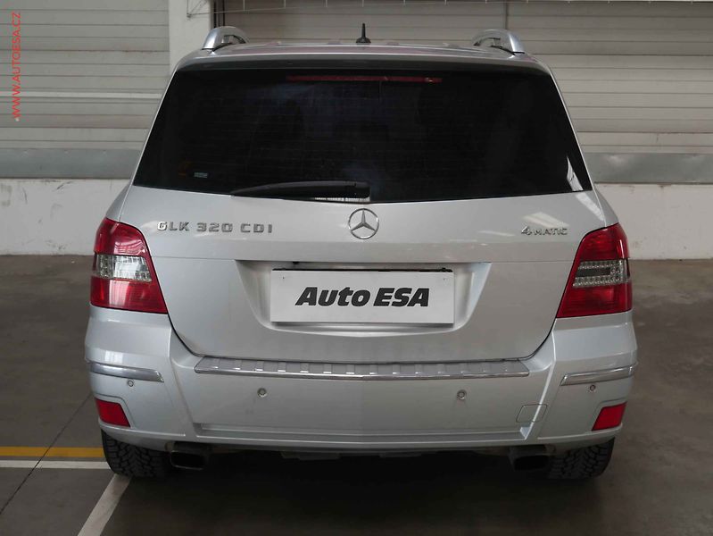 Mercedes-Benz GLK (2008) 3.0 CDi 320 CDi 4Matic, ČR - fotka 5 z 14