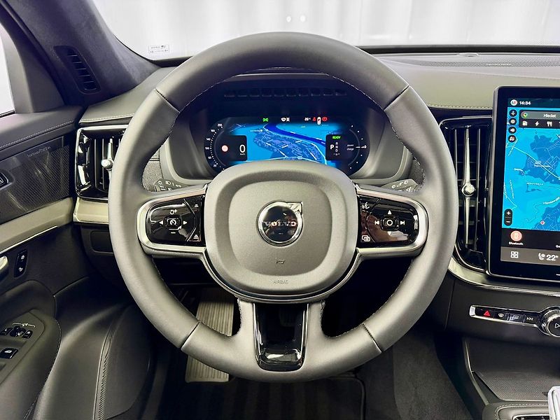 Volvo XC90 (2026) T8 AWD BLACK EDITION ULTRA, VZ - fotka 12 z 35