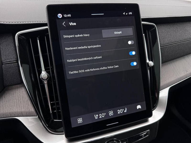 Volvo XC90 B5 AWD BRIGHT PLUS REZERVACE - fotka 46 z 55