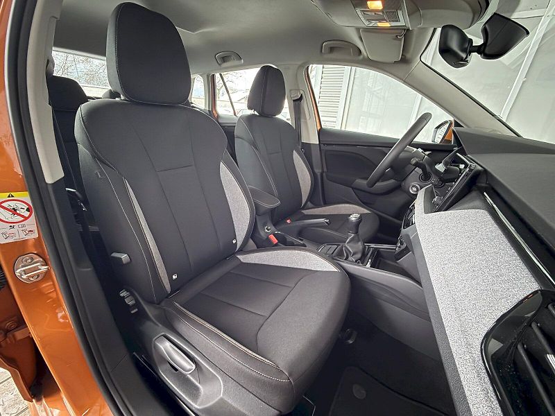 Škoda Kamiq (2024) Selection 1.0 TSI/ 85 kW M6 - fotka 24 z 26