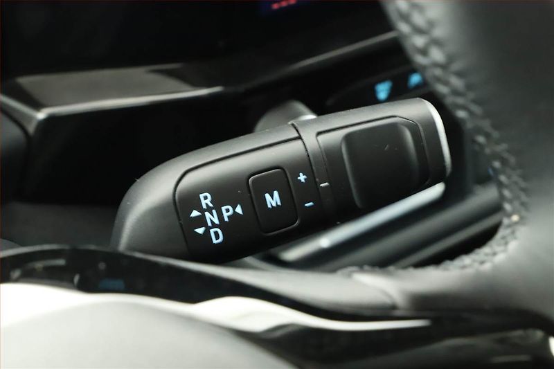 Ford Tourneo Custom (2025) 2.0 EcoBlue AWD - fotka 14 z 19