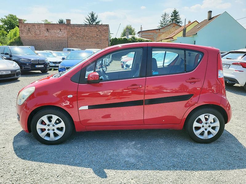 Suzuki Splash 1.2 i 63kW GL/AC - fotka 2 z 39