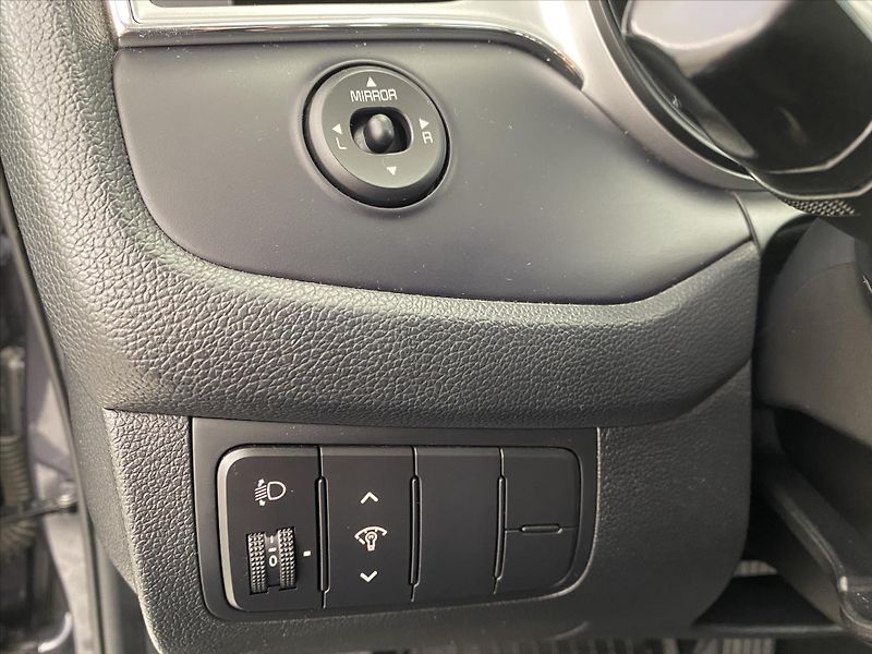 Kia Ceed 1,4 CVVT 73 kW Klima 1. maj.ČR - fotka 13 z 24
