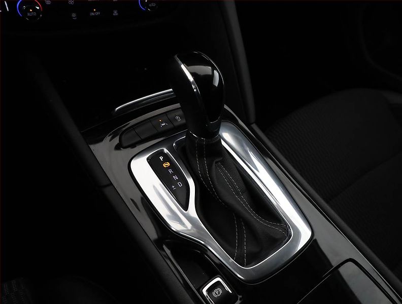 Opel Insignia (2018) 2.0 BiTurbo CDTI, 4X4 - fotka 12 z 20