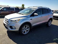 Ford Escape (2017) Auto na cestě - fotografie inzerátu