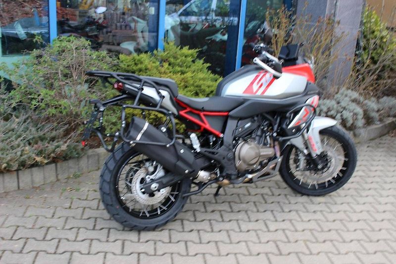 QJ Motor (2026) SRT 600 SX 2026 SKLADEM VČ KUF - fotka 3 z 9
