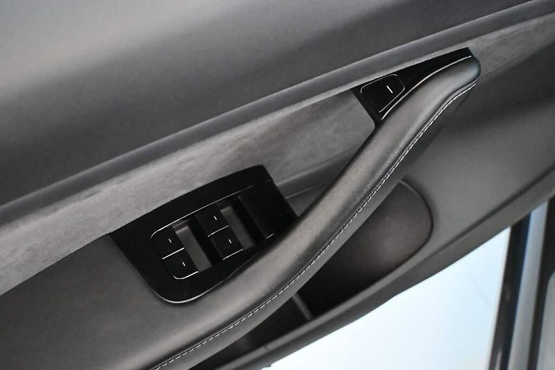 Tesla Model 3 (2019) RWD LED Kamera Range Plus 225K - fotka 14 z 34
