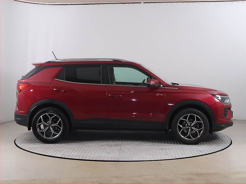 SsangYong Korando (2023) Amber 1.5 T-GDI - fotka 6 z 18