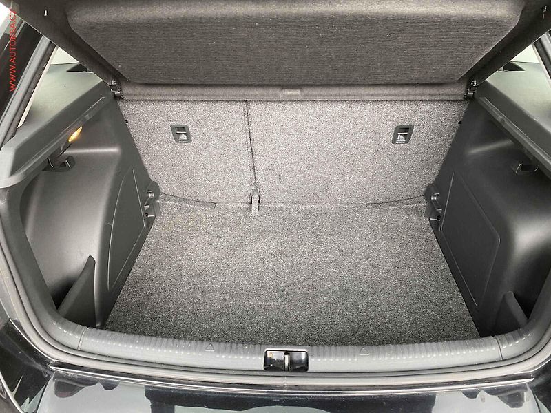 Škoda Rapid (2016) 1.2 TSi, Ambition - fotka 7 z 16