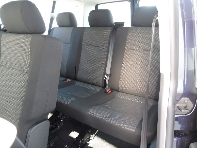 Volkswagen Caravelle (2025) Trendline DR 2,0 TDI 150kW DSG - fotka 21 z 29