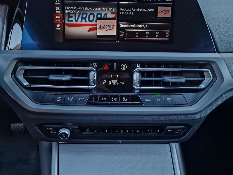 BMW Řada 3 318d 110kW Touring,ČR,1.Maj. - fotka 33 z 50
