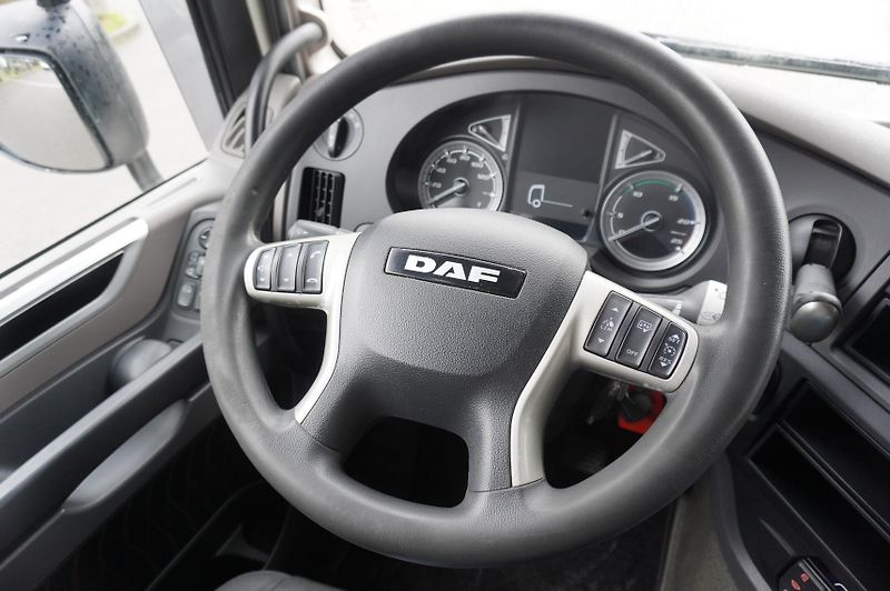 DAF XF (2021) 480 6x2 E6 / Schmitz 19 EPAL - fotka 12 z 24