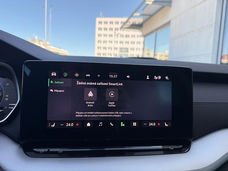Škoda Octavia Selection 2.0 TDI 110kw DSG - fotka 14 z 27